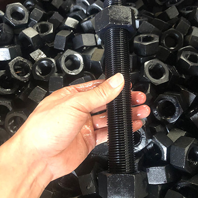 Stud Bolt ASTM A193 Gr. B7 with Double Nuts ASTM A194 Gr. 2H and Washers M30 x 185mm Black Oxide