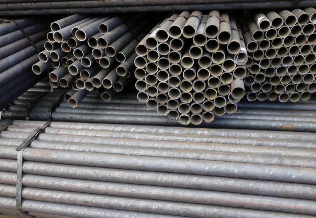 Large Bore Seamless Steel Pipes and Small Bore Seamless Steel Pipes