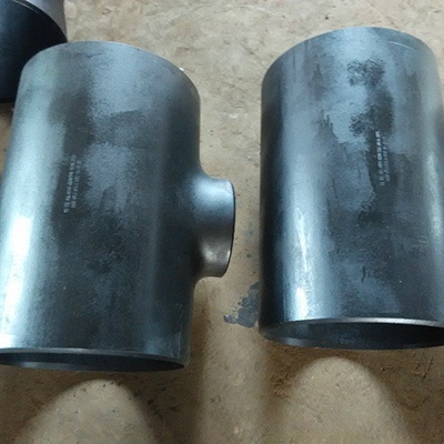 Black Reducing Tee, A234 WPB B16.9, DN600 X DN300 SCH40, BW