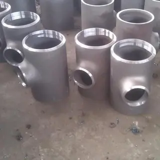 A815 S31803 Reducing Tee ASME B16.9 20 x 8IN SCH 30 x SCH 40 Pickling