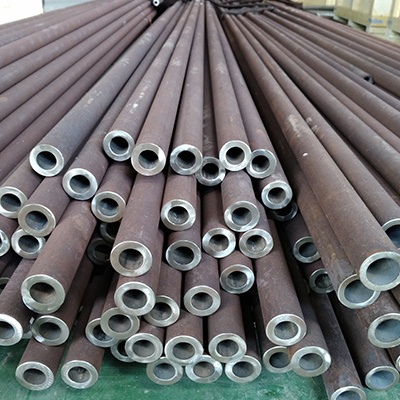 DIN 17175 ST35.8 Seamless Steel Pipe 38.1mm x 3.66mm Oiled