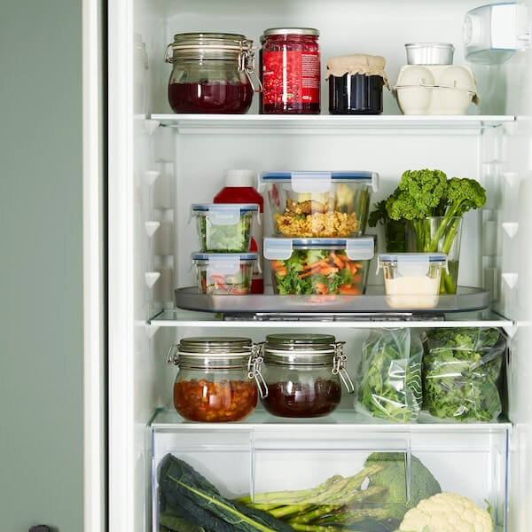 Common Kitchen Tools for Food Preservation