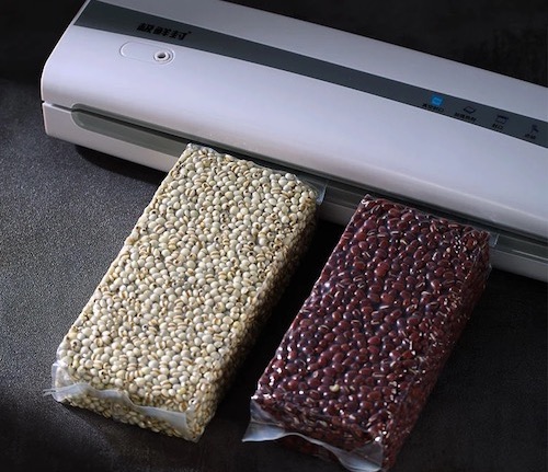 Vacuum sealing