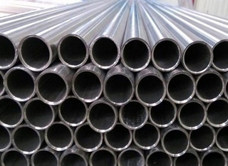 Seamless Steel Pipes Manufacturing: Hot-Rolled vs. Cold-Rolled