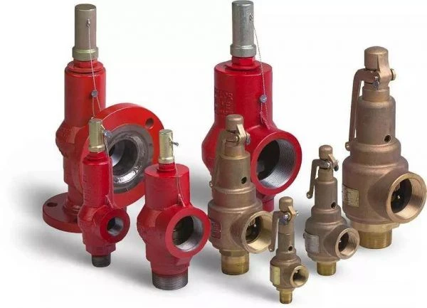 difference between a safety valve and relief valve
