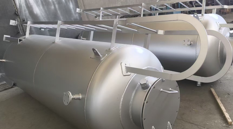 Water Storage Tank for Seal Water Flushing System