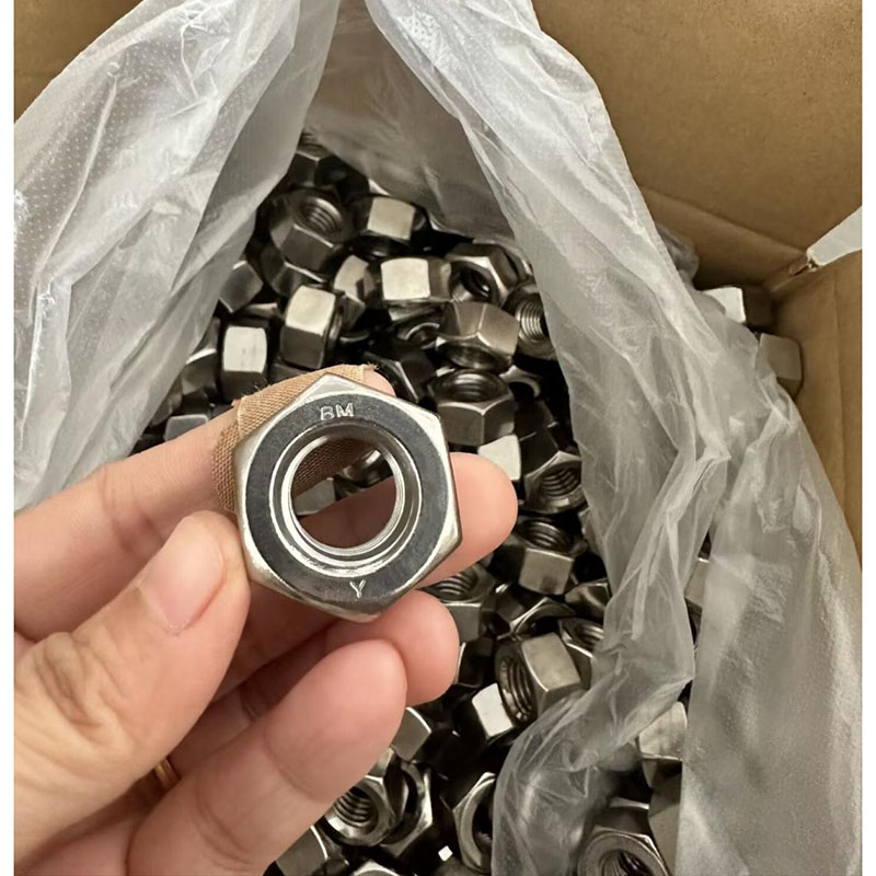 ASTM A194 Grade 8M Heavy Hex Nut, ASME B18.2.2, 5/8 Inch