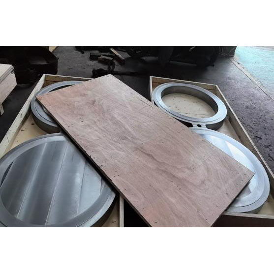 ASME B16.48 Figure 8 Blind Flange, A182 F316L, 20 IN, CL900