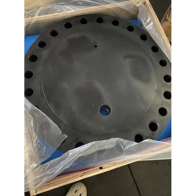 ASME B16.5 Blind Flange, A105, 18 IN, CL300, with Test Holes