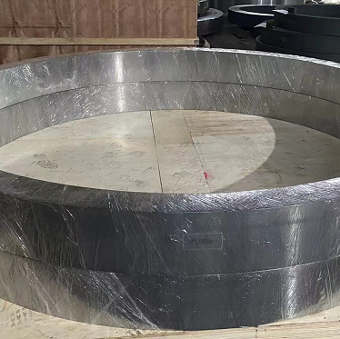 AISI 4140 Flange, Forged Steel, Customized Sizes
