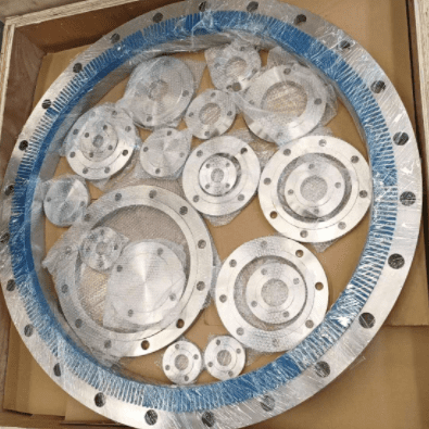 Stainless Steel Flanges, 1/2-60 Inch, 150-2500 LB