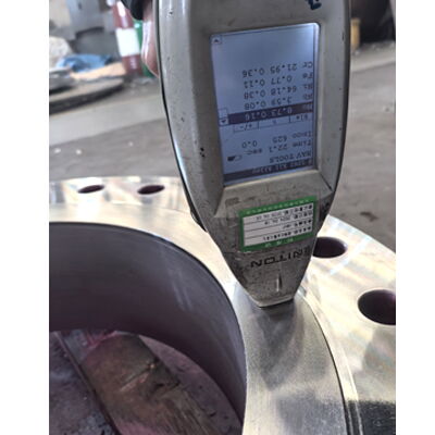 ASTM A105N + Alloy 625 Weld Neck Flange