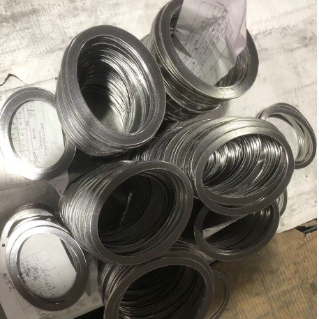 Oval Type Spiral Wound Gasket, AISI 316, Graphite