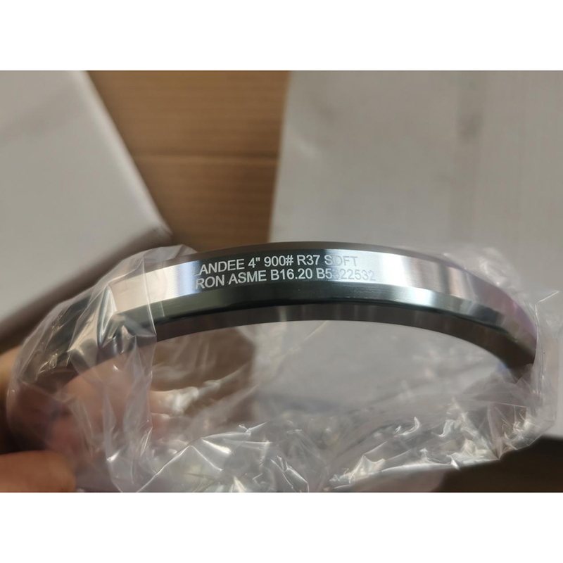 Soft Iron RTJ Gasket, R Type, ASME B16.20, 4 IN, R37, CL900