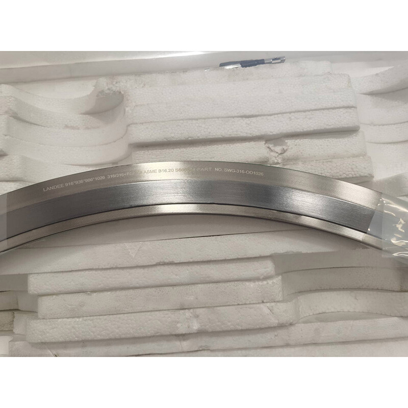 SS 316 Spiral Wound Gaskets, OD 1026 mm, ID 916 mm, THK 4 mm SS 316 Spiral Wound Gaskets, OD 1026 mm, ID 916 mm, THK 4 mm