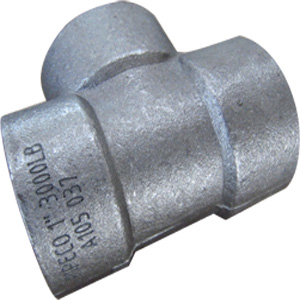 ASME B16.11 Tee, ASTM A105, 2×2 Inch, 2000 LB, FNPT