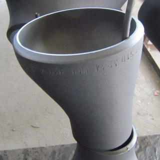 ASME B16.9 Seamless Eccentric Reducer, A234 WPB, 10*6 IN, BW