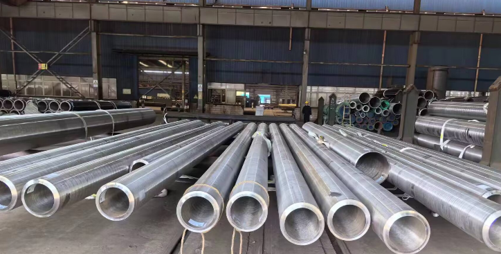 Alloy Steel Seamless Pipes