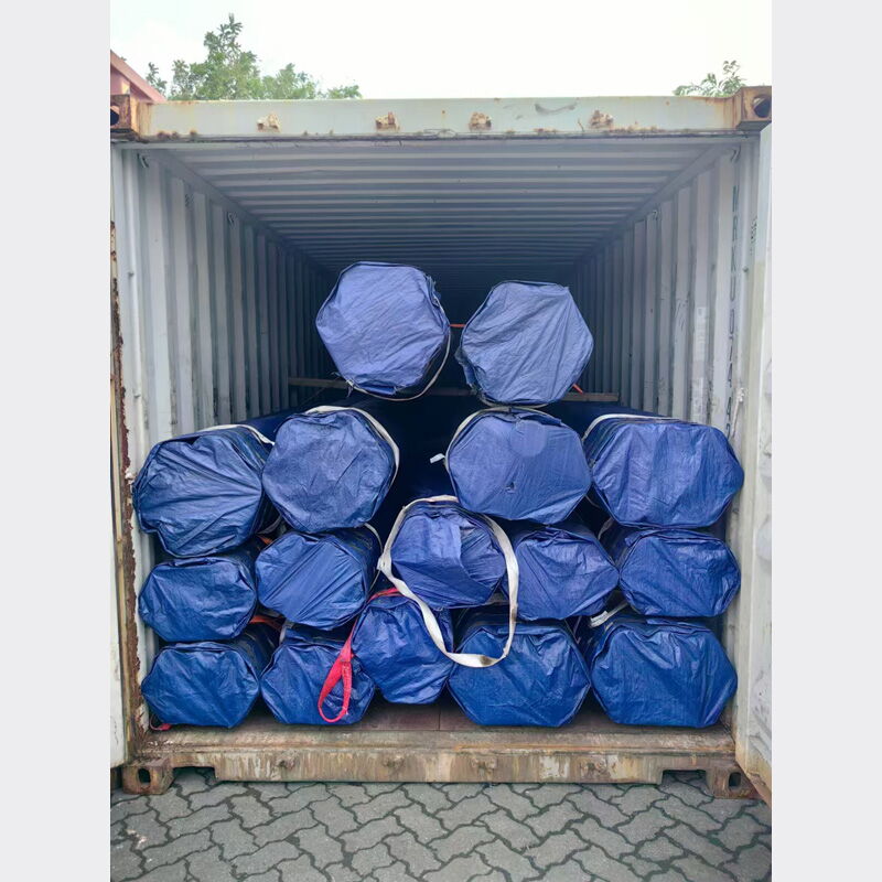 Hot Dip Galvanized ERW Pipes Packaged for Export