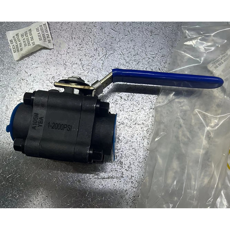 API 608 Ball Valve, ASME B16.34, A105, 1 Inch, 2000 PSI, NPT