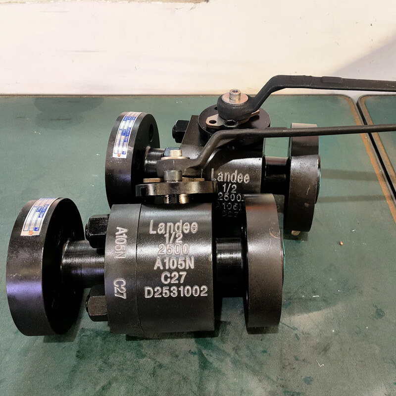 High Pressure Ball Valves, A105N, 1/2 Inch, 2500 LB, Flanged
