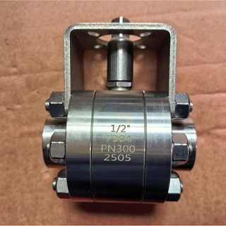 ASTM A182 F304 Ball Valves, API 6D, 1/2 Inch, PN300, 3PC, SW ASTM A182 F304 Ball Valves, API 6D, 1/2 Inch, PN300, 3PC, SW