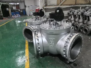 120 Degree 3 Way Ball Valve, API 6D, ASTM A216 WCB, 20 Inch