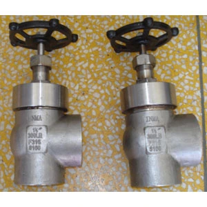 ASTM A182 F316 Angle Globe Valve, DN40, PN50, SW Ends