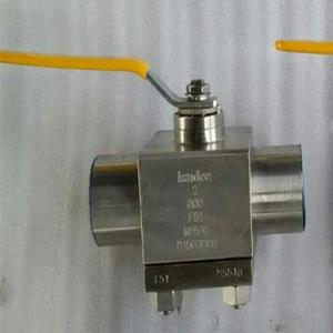 Inverted Pressure Balanced Lubricated Plug Valve