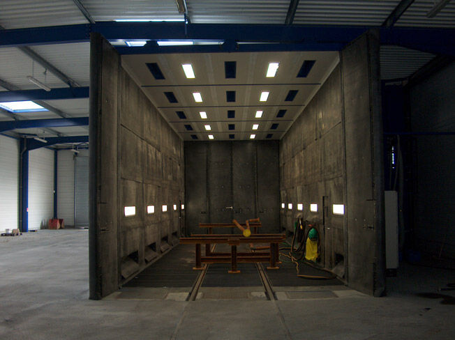 Shot Blasting Booth