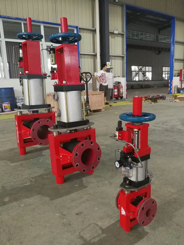 Ductile iron, cast iron,  nature rubber sleeve pinch valve, DN300-150# Pneumatic operation