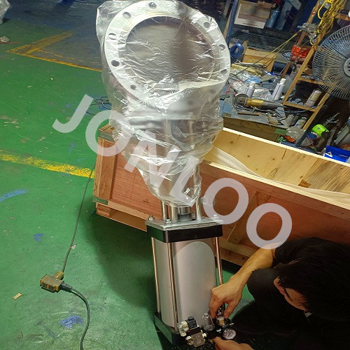 Knife Gate Valve with Pneumatic Actuator CF8M Material PN16