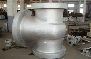 What are the causes of valve castings that are defective during the production process?