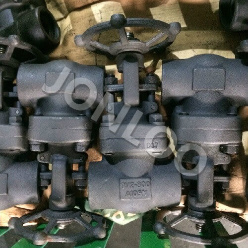 Threaded Forged Gate Valve 11/2 Inch 800 LB Bolted Bonnet