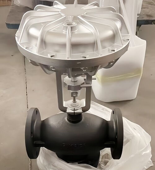 3-Way Control Valve with Pneumatic Actuator