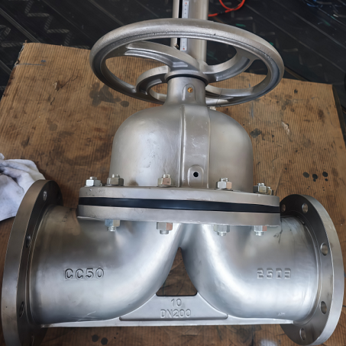 Manual Weir Type Diaphragm Valve with Position Indicator CC50 Material DN200 PN10