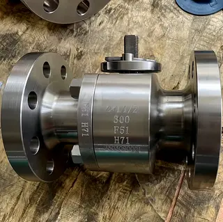 Duplex A182 F51 BALL VALVE 300lb 2X11/2inch RB API6D