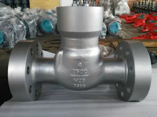 Bolted Bonnets vs. Pressure Seals for Valves