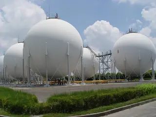 Gas May Not Reduce Carbon Emission